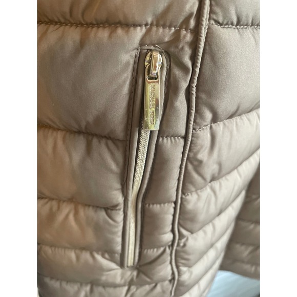 Michael Kors Women's Light Brown Quilted Packable Puffer Coat - Picture 4 of 8